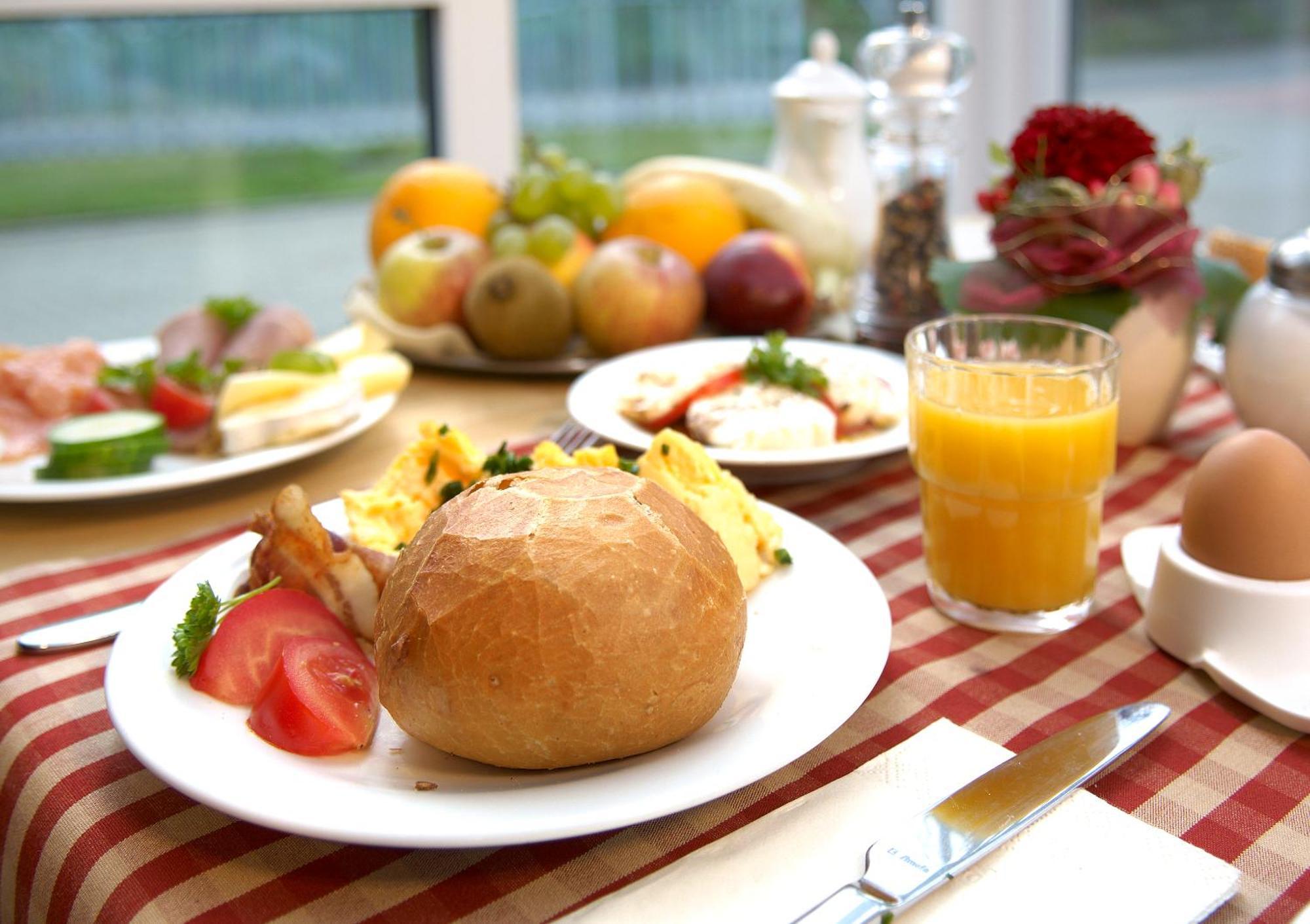 Hotel Morgensonne Garni 부숨 외부 사진