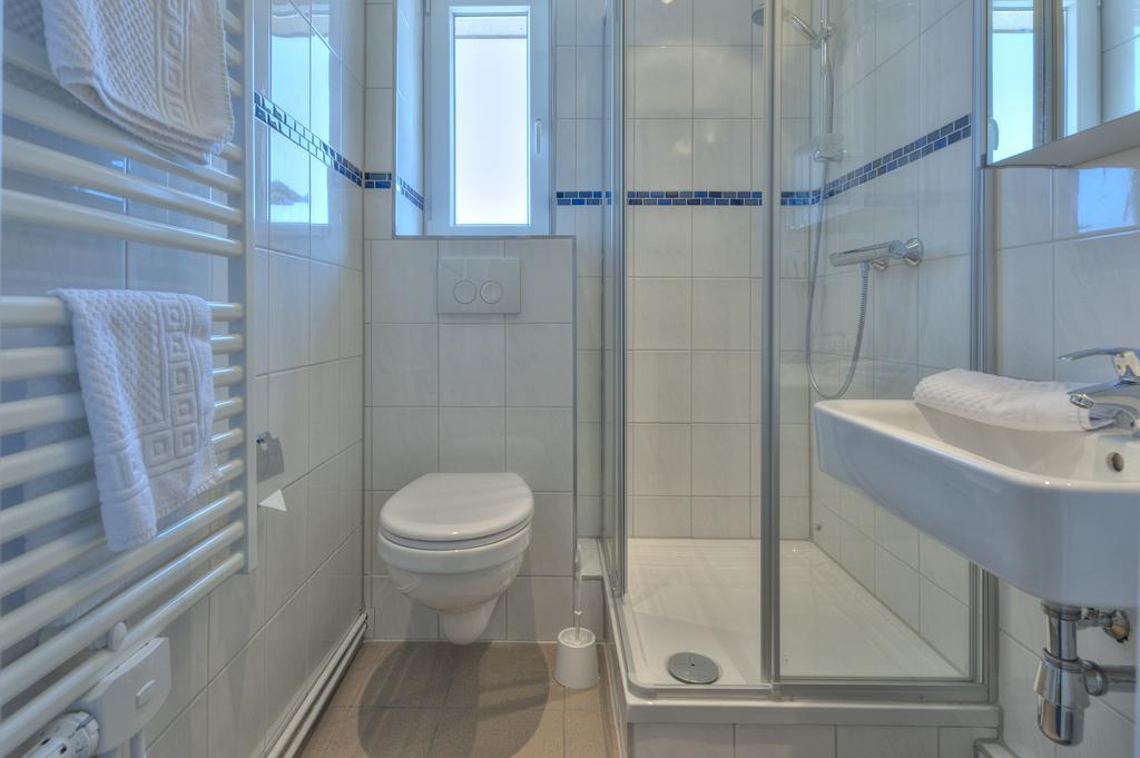 Hotel Morgensonne Garni 부숨 외부 사진